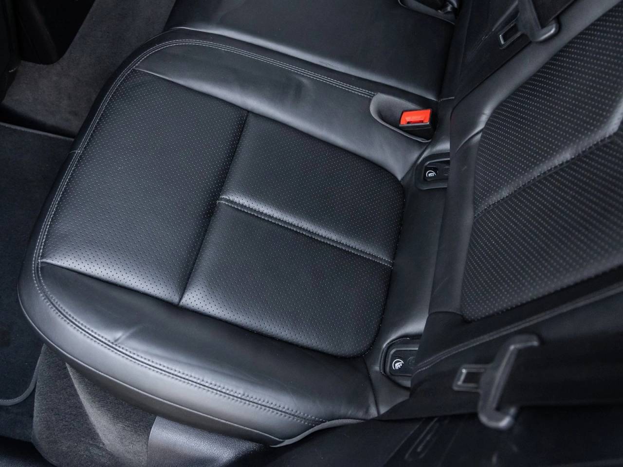 2018 Porsche Macan Macan S