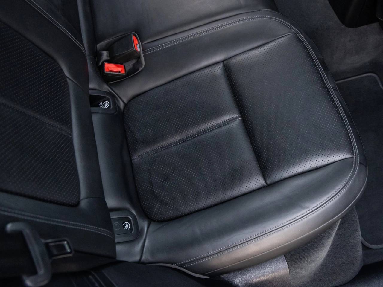 2018 Porsche Macan Macan S