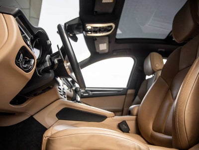2020 Porsche Macan Macan S