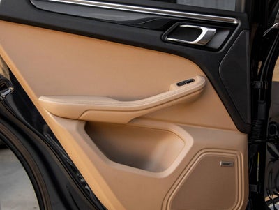 2020 Porsche Macan Macan S