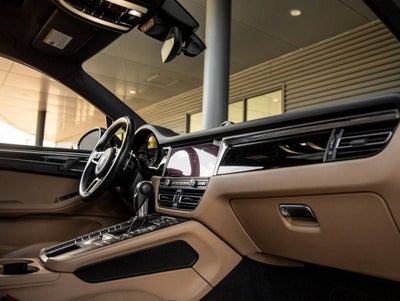2020 Porsche Macan Macan S