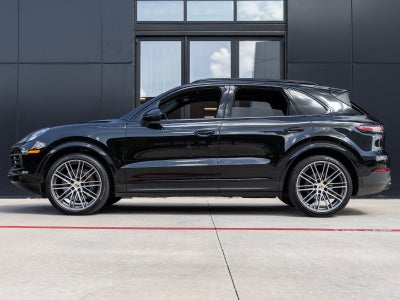 2023 Porsche Cayenne Cayenne S Platinum Edition