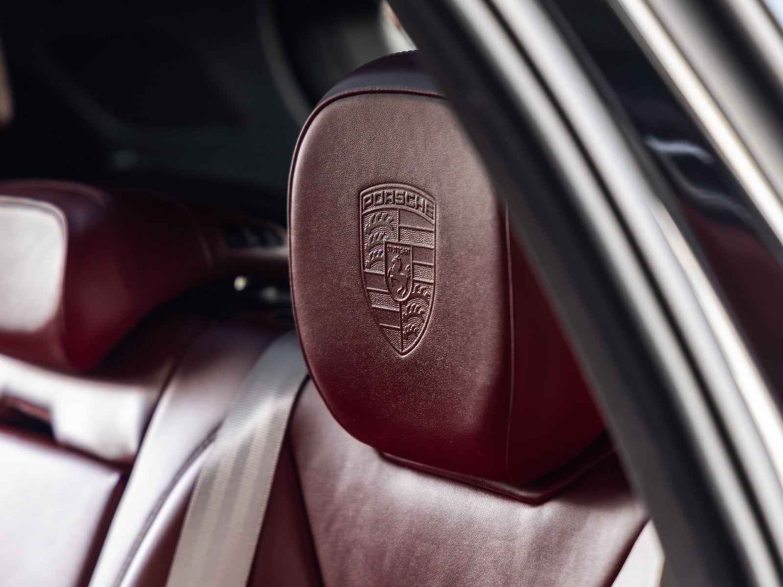 2023 Porsche Cayenne Cayenne S Platinum Edition