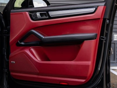 2023 Porsche Cayenne Cayenne S Platinum Edition