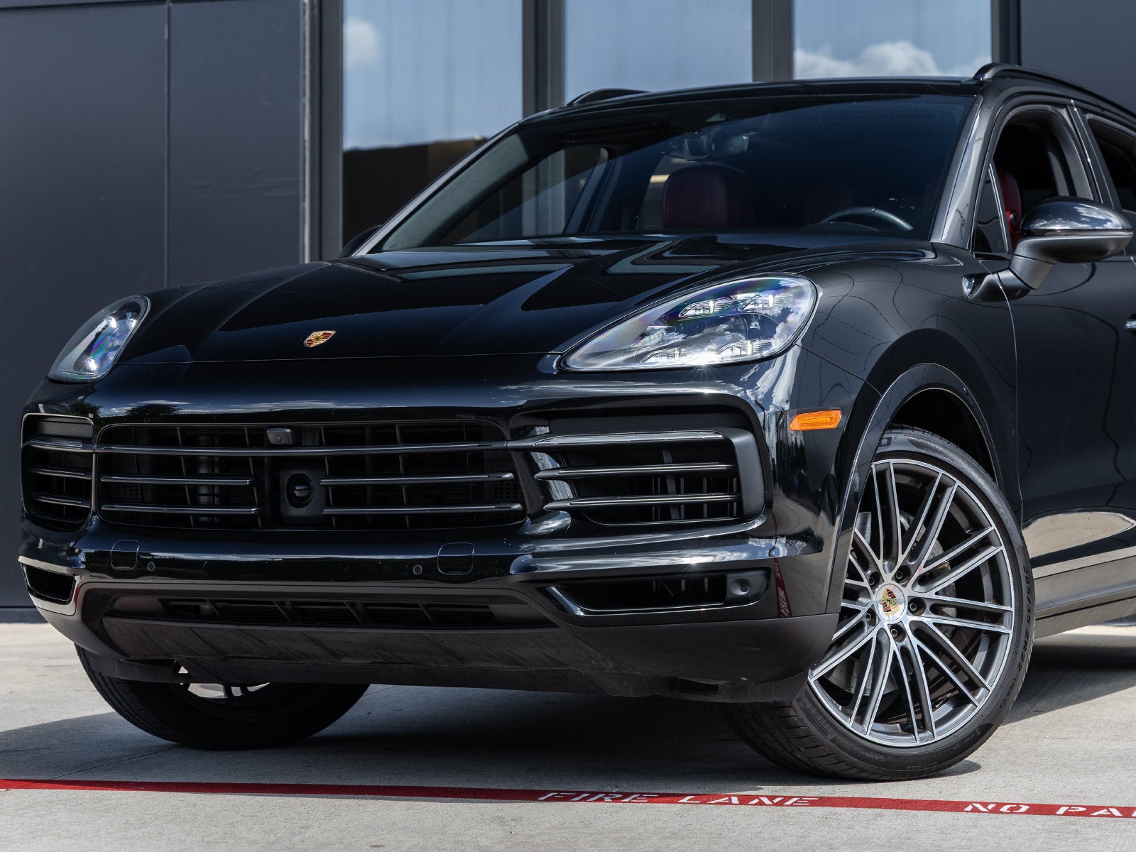 2023 Porsche Cayenne Cayenne S Platinum Edition