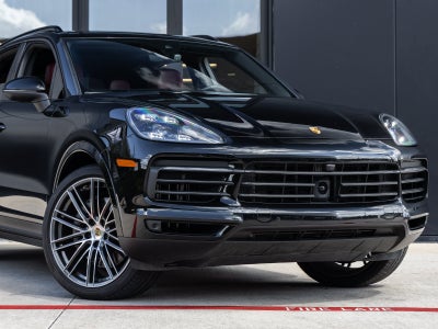 2023 Porsche Cayenne Cayenne S Platinum Edition