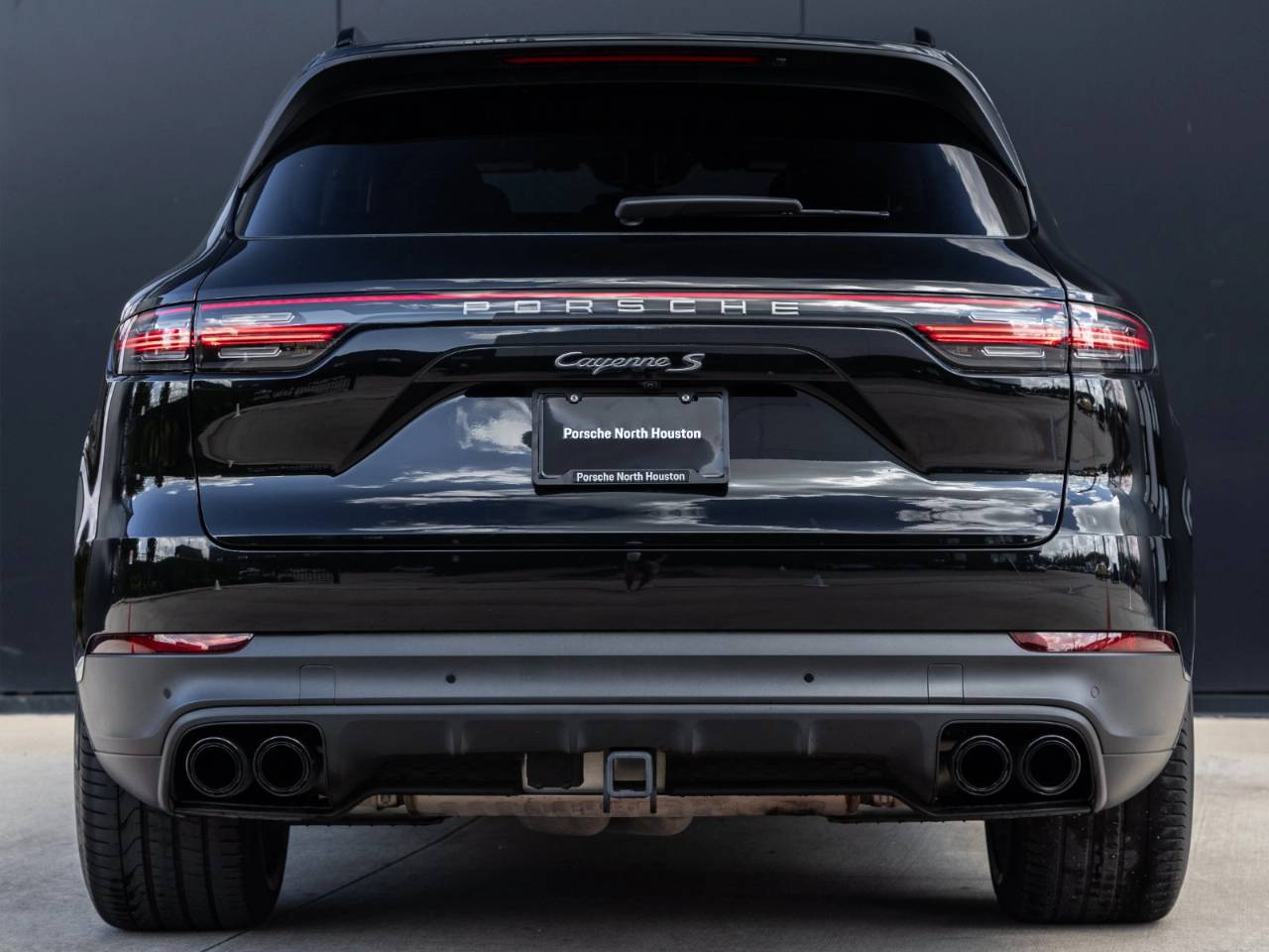 2023 Porsche Cayenne Cayenne S Platinum Edition