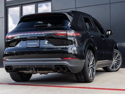 2023 Porsche Cayenne Cayenne S Platinum Edition