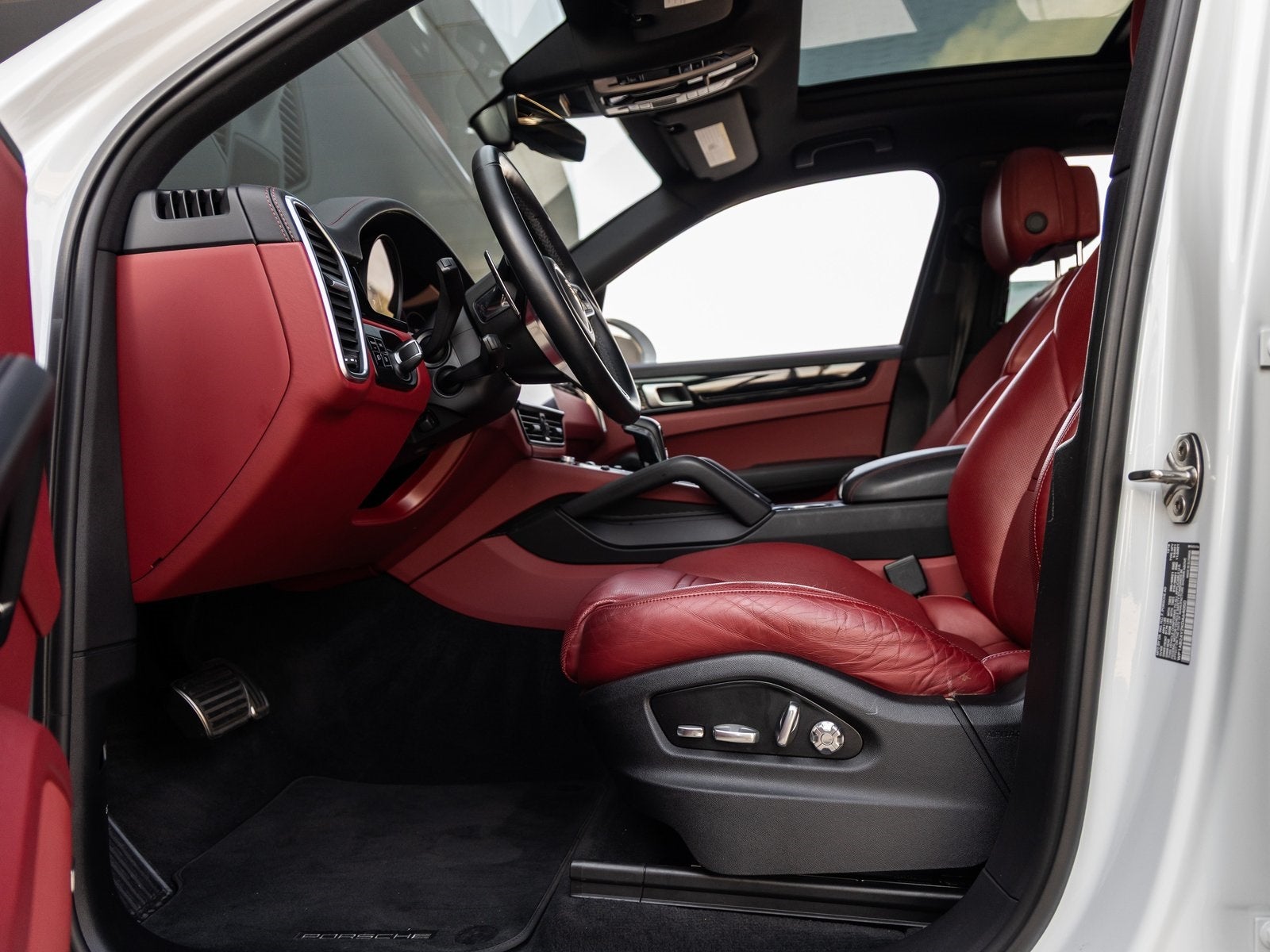 2019 Porsche Cayenne Cayenne S