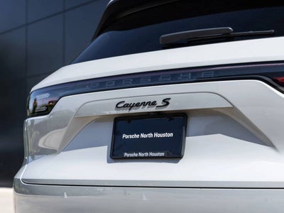 2023 Porsche Cayenne S Platinum Edition