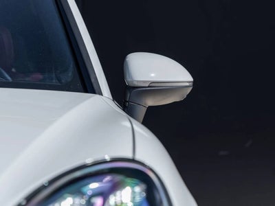2023 Porsche Cayenne S Platinum Edition