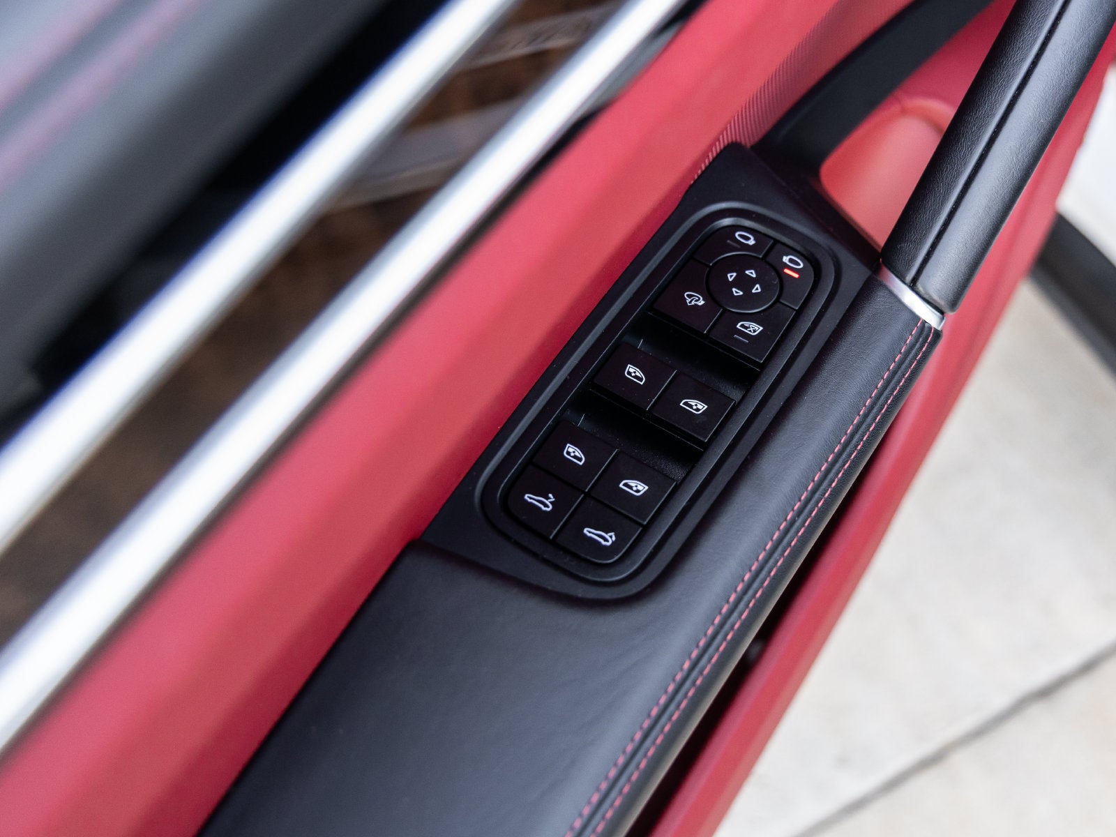 2023 Porsche Cayenne Cayenne S Platinum Edition