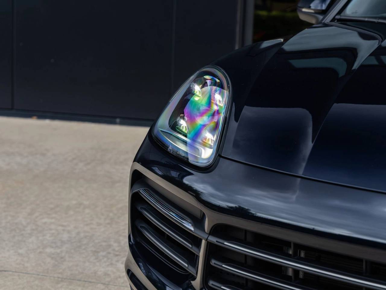 2023 Porsche Cayenne S Platinum Edition