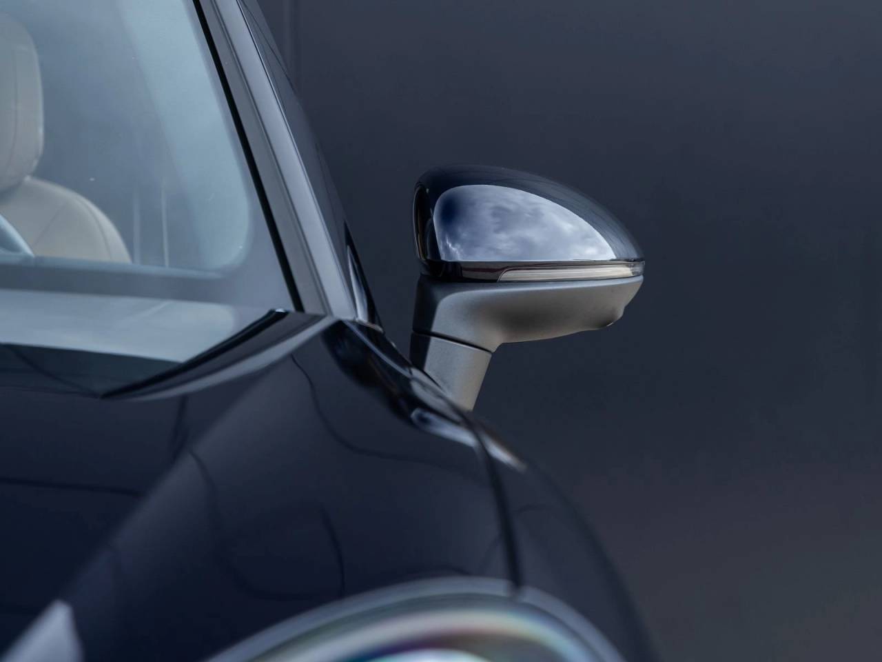 2023 Porsche Cayenne S Platinum Edition