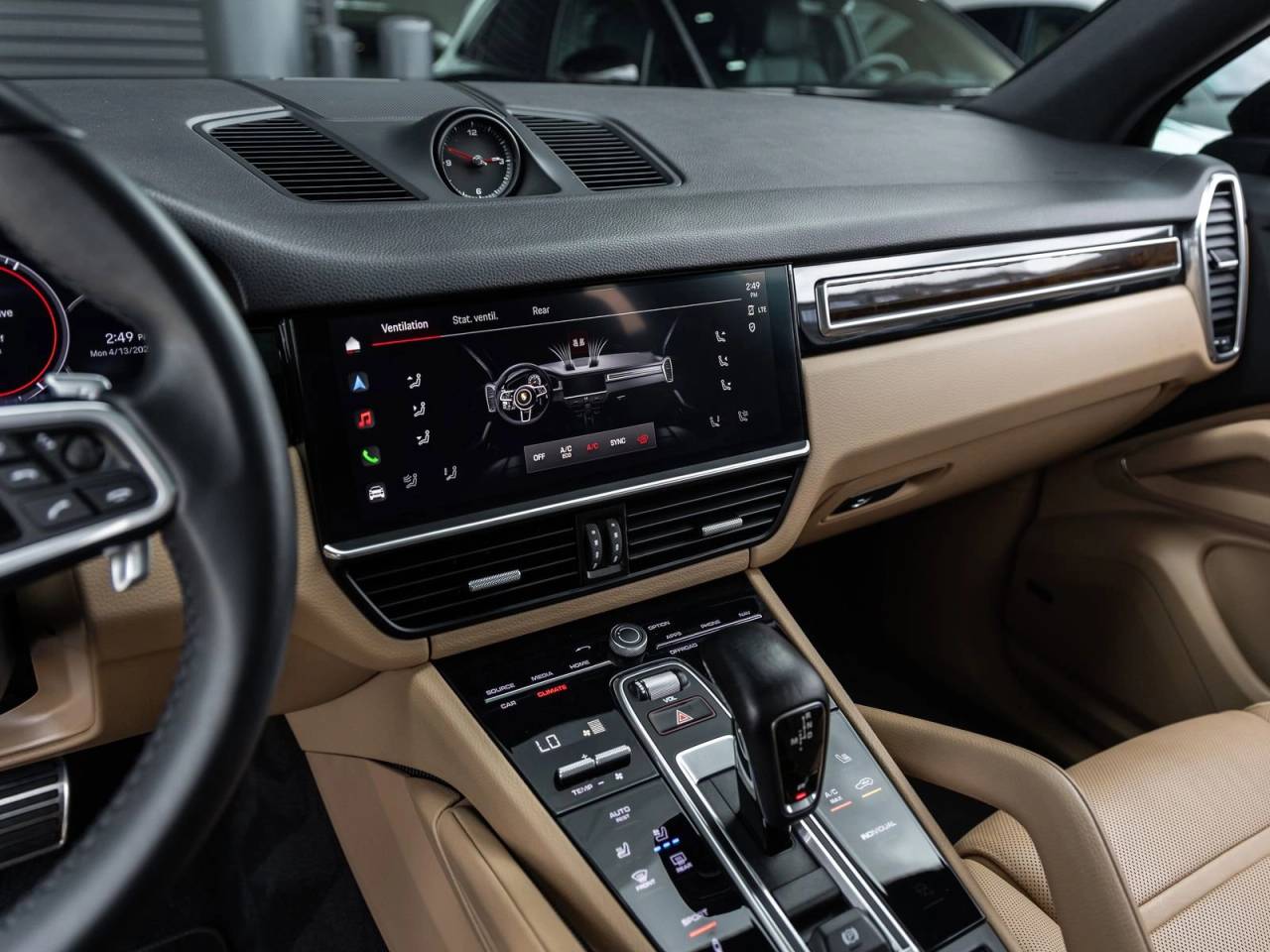 2023 Porsche Cayenne S Platinum Edition