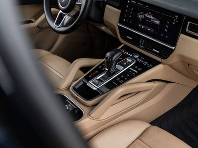 2023 Porsche Cayenne S Platinum Edition