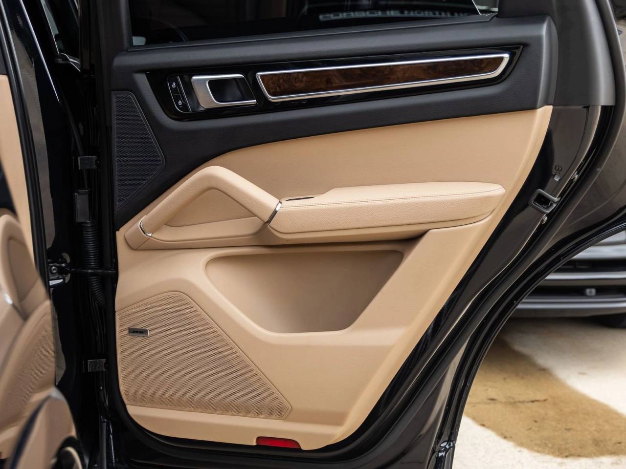 2023 Porsche Cayenne S Platinum Edition