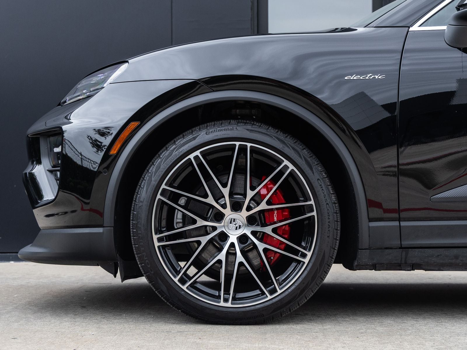 2025 Porsche Macan Macan 4S Electric