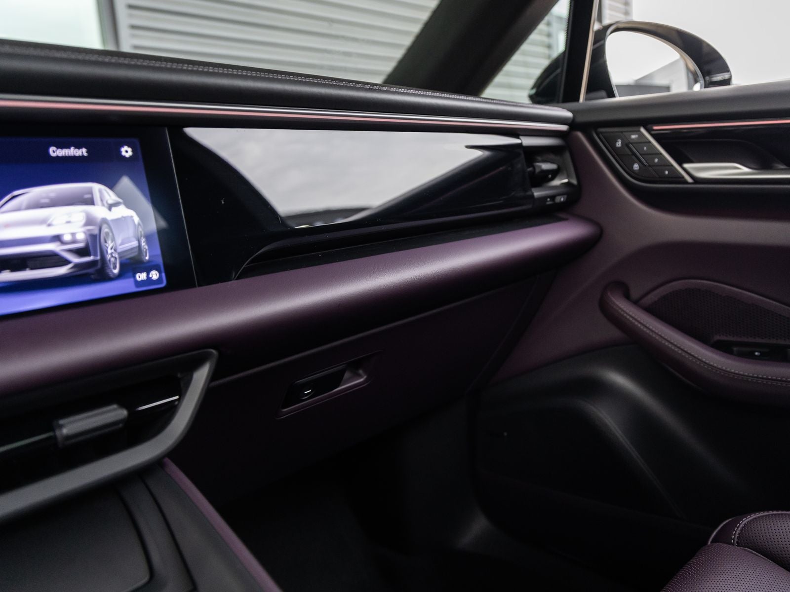 2025 Porsche Macan Macan 4S Electric
