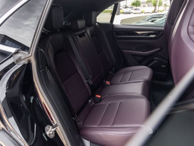 2025 Porsche Macan Macan 4S Electric
