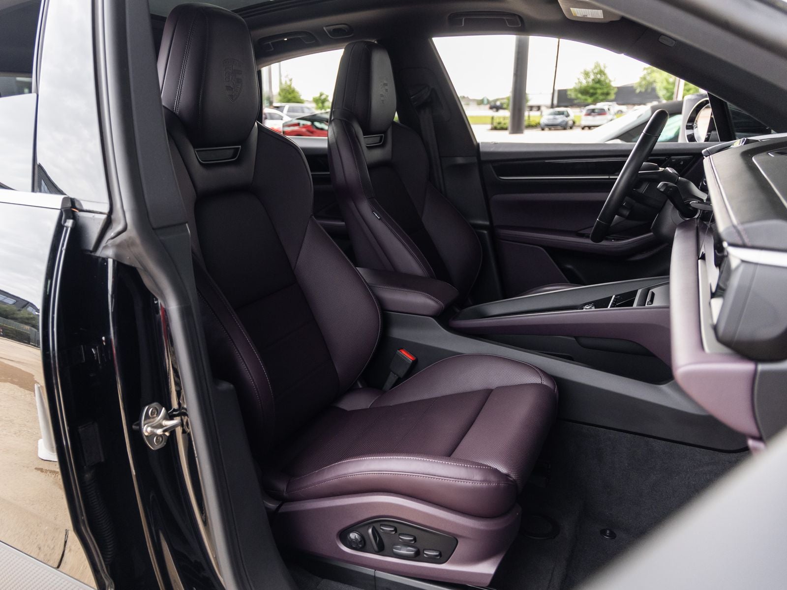 2025 Porsche Macan Macan 4S Electric