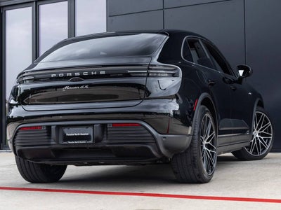 2025 Porsche Macan Macan 4S Electric