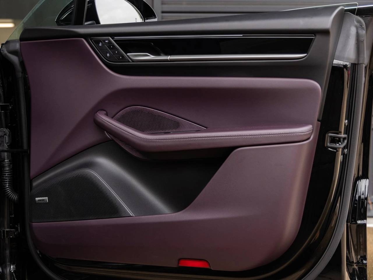 2025 Porsche Macan Macan 4S Electric