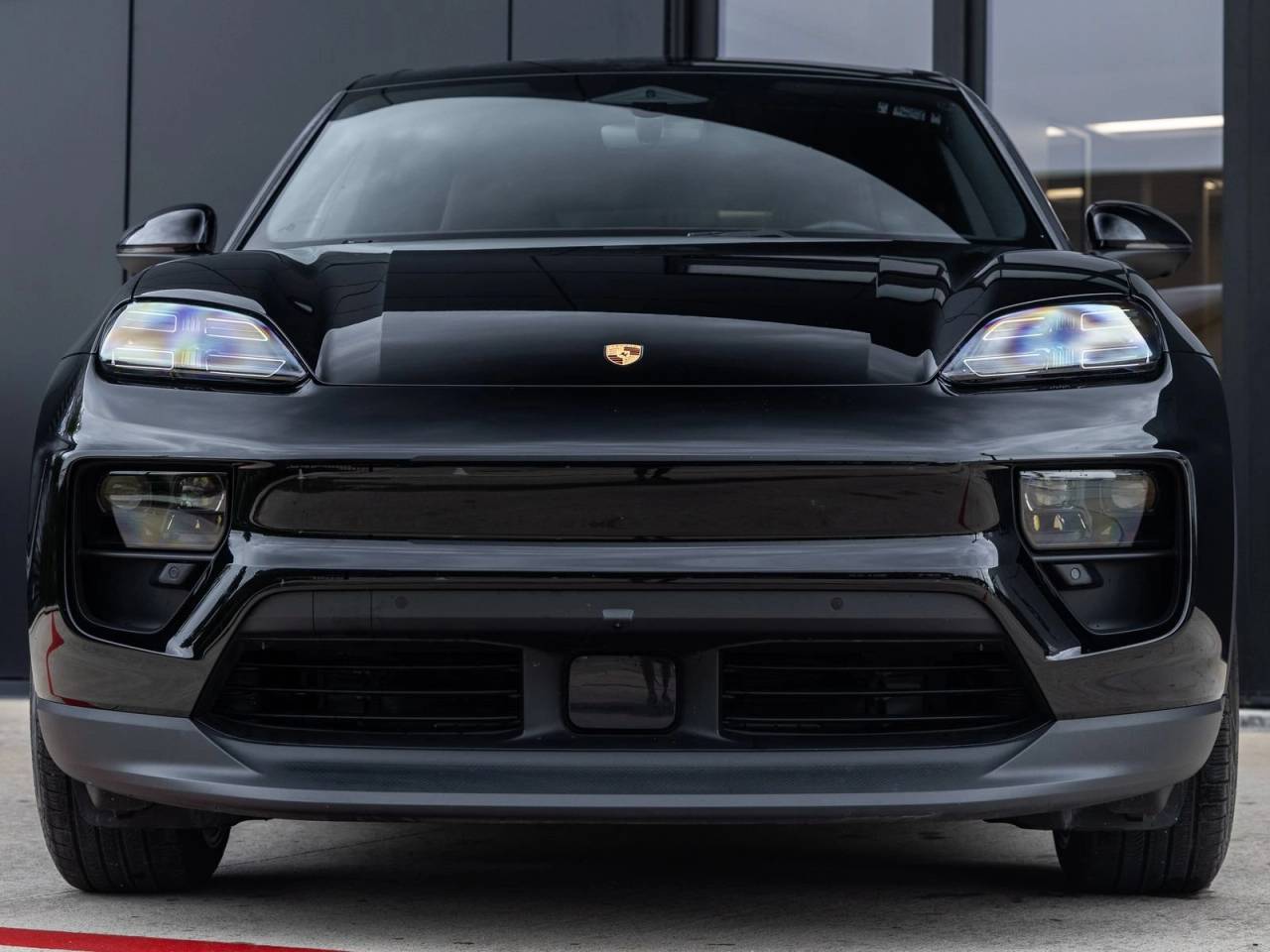 2025 Porsche Macan Macan 4S Electric