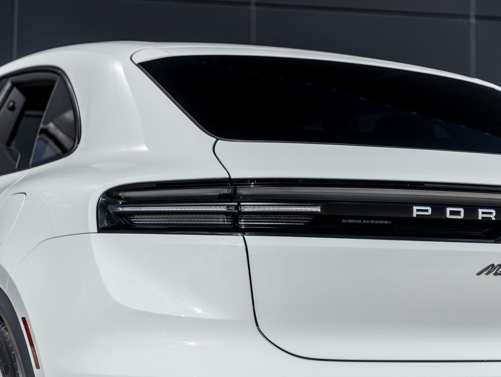 2025 Porsche Macan Electric Macan 4S Electric