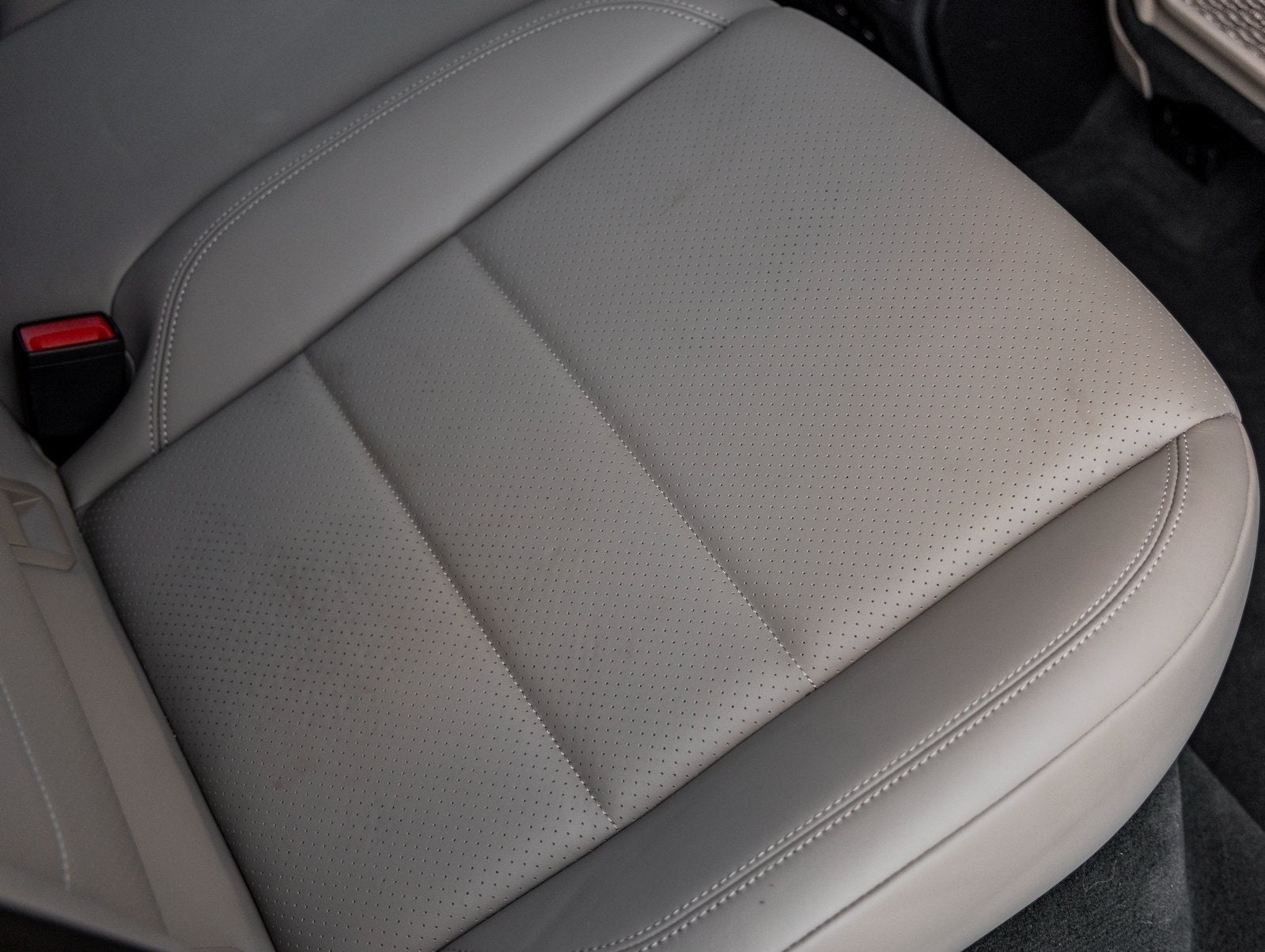 2025 Porsche Macan Electric Macan 4S Electric