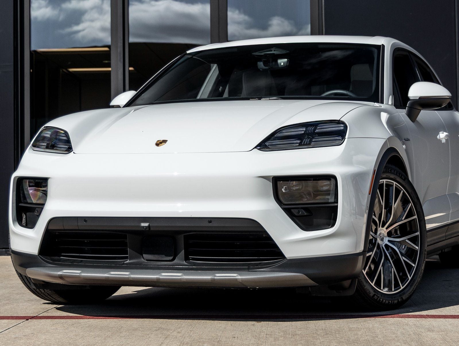 2025 Porsche Macan Electric Macan 4S Electric