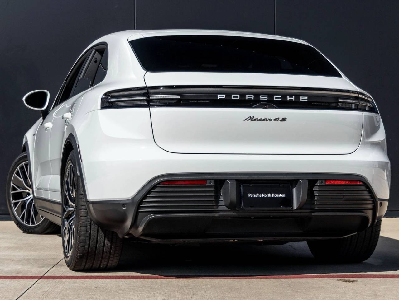 2025 Porsche Macan Electric Macan 4S Electric