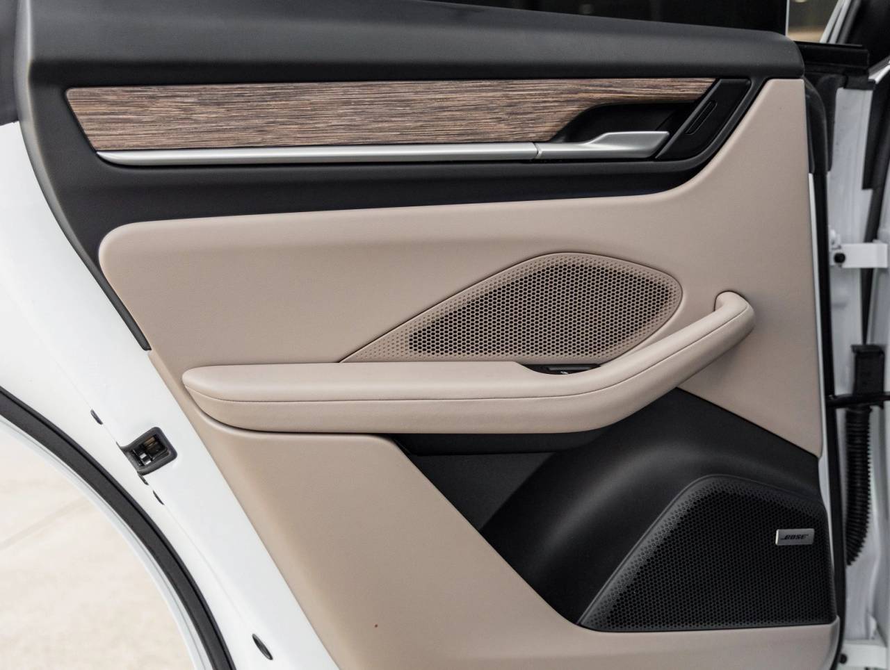 2025 Porsche Macan Electric Macan 4S Electric