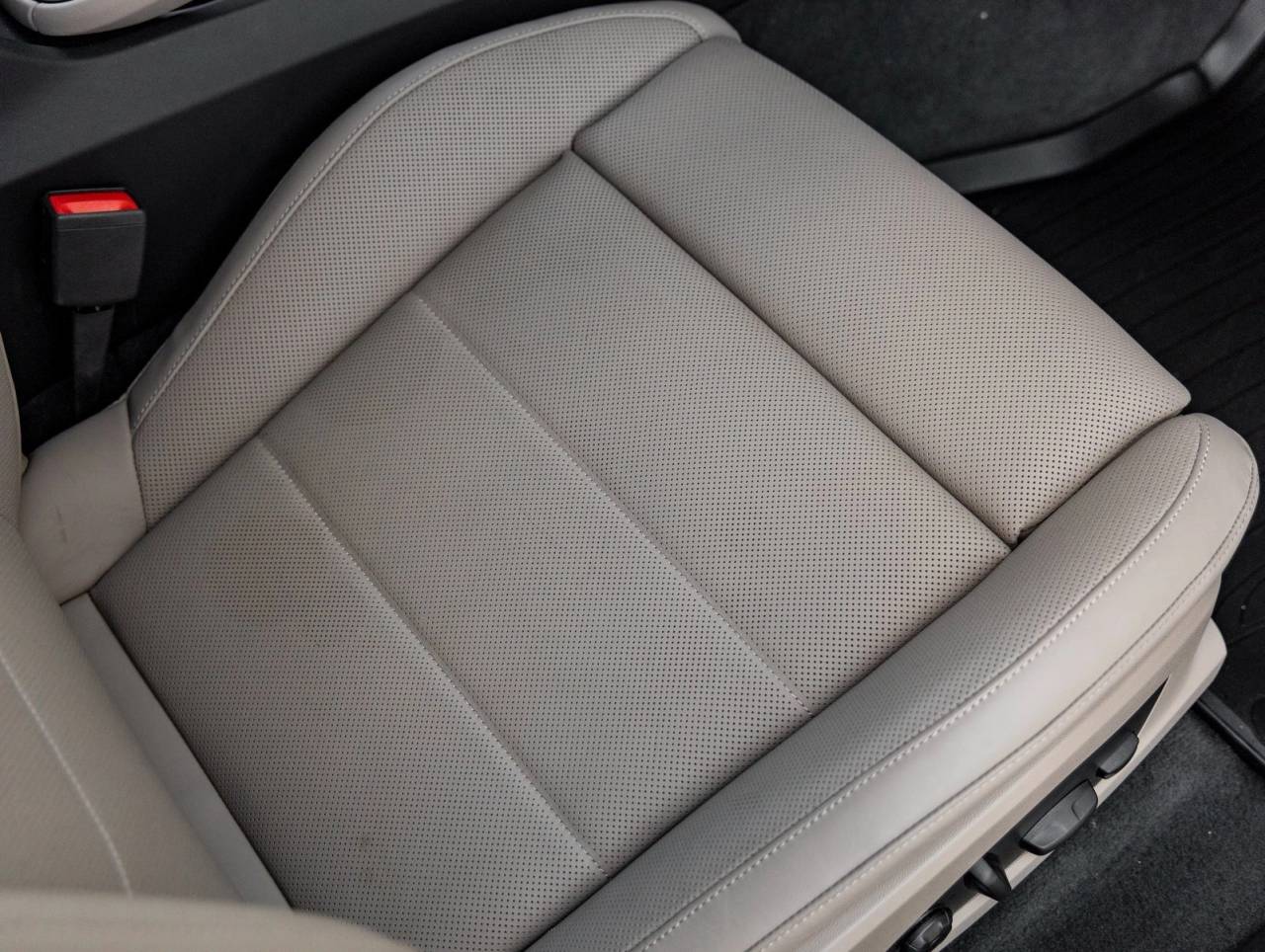 2025 Porsche Macan Electric Macan 4S Electric