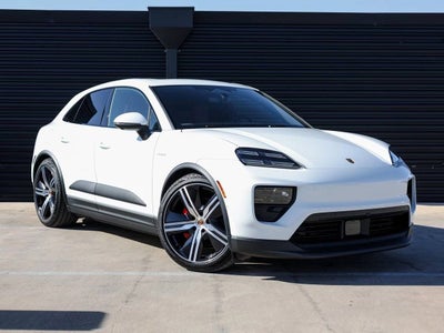 2025 Porsche Macan 4S Electric