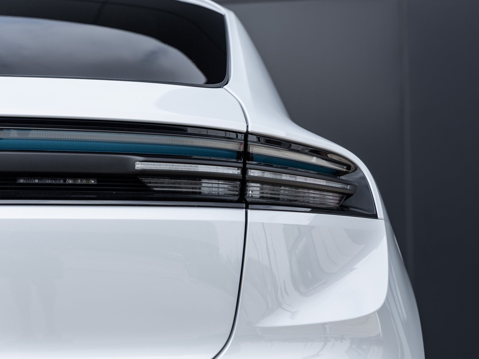 2025 Porsche Macan Electric Macan 4S Electric