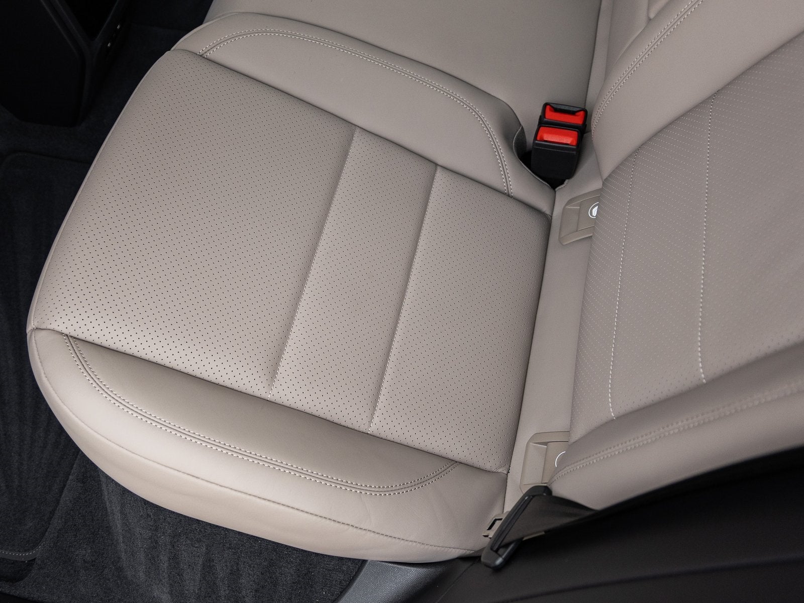 2025 Porsche Macan Electric Macan 4S Electric