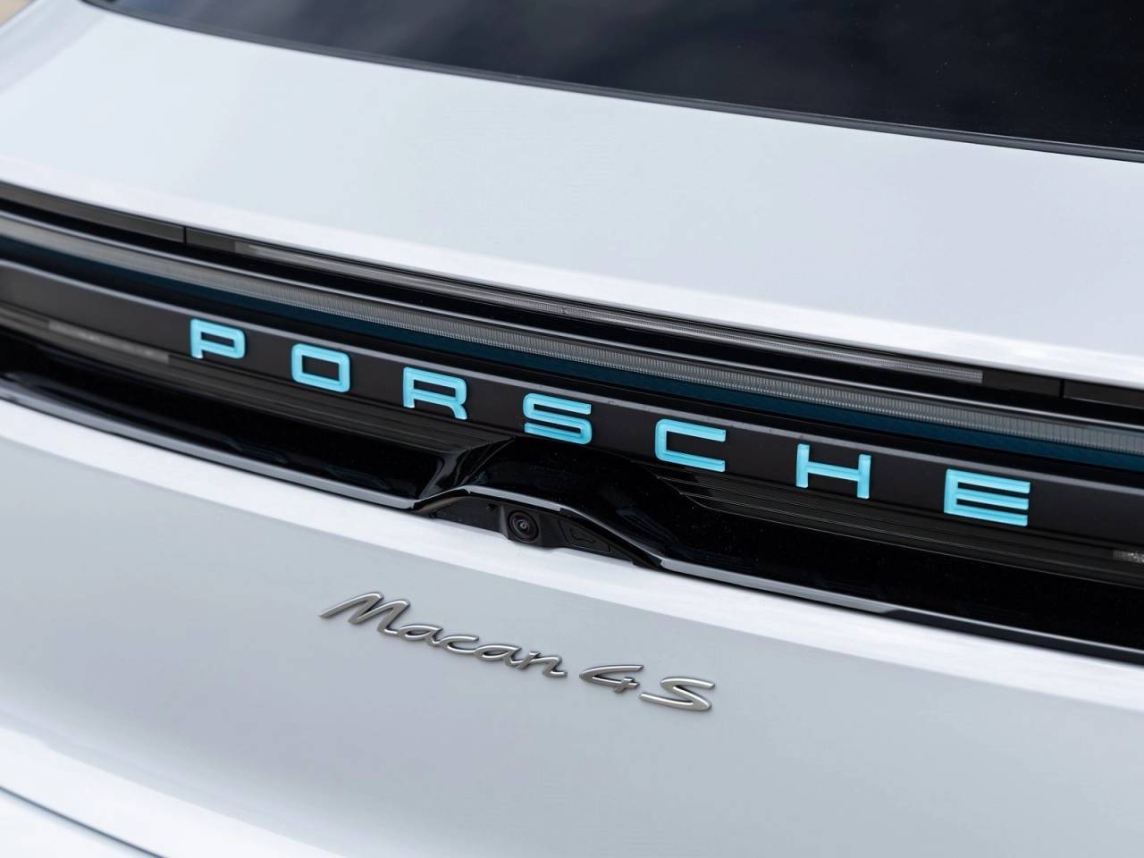 2025 Porsche Macan Electric Macan 4S Electric