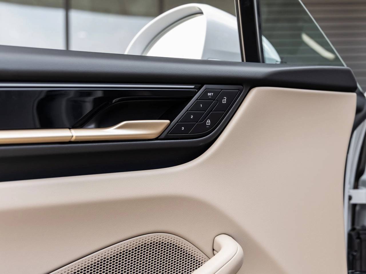 2025 Porsche Macan Electric Macan 4S Electric