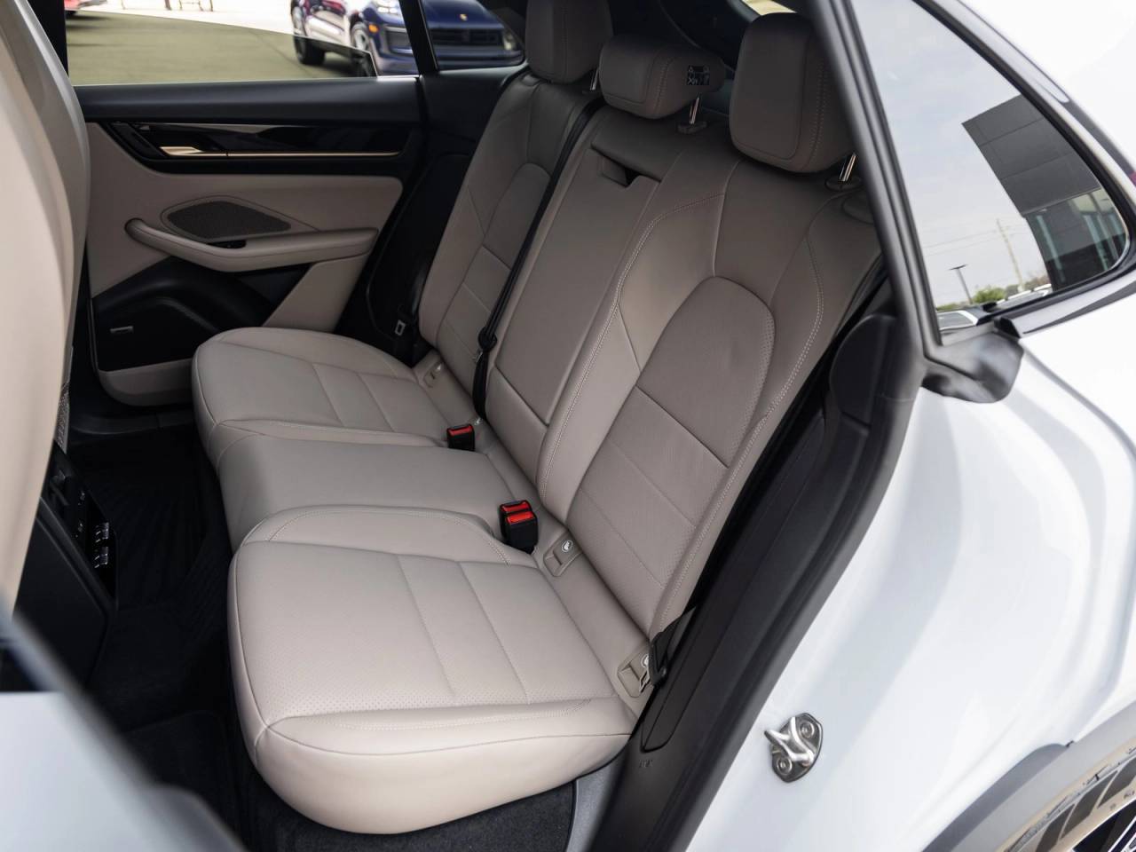 2025 Porsche Macan Electric Macan 4S Electric