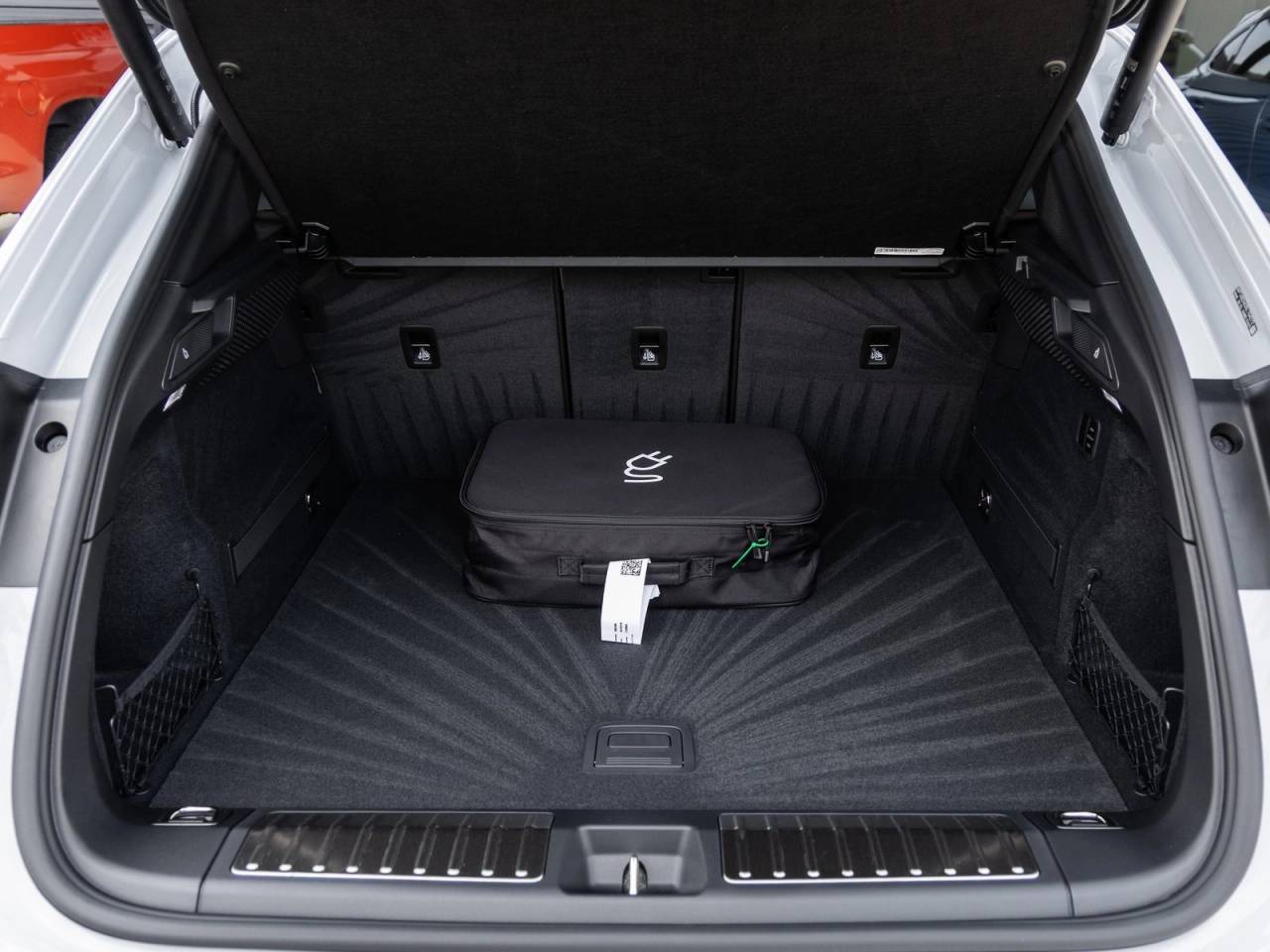 2025 Porsche Macan Electric Macan 4S Electric