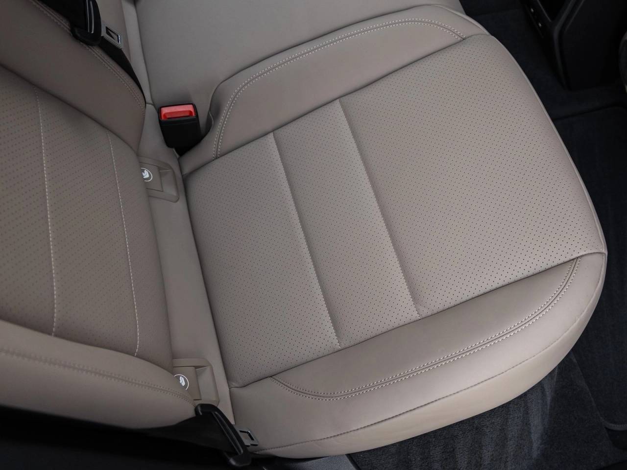 2025 Porsche Macan Electric Macan 4S Electric