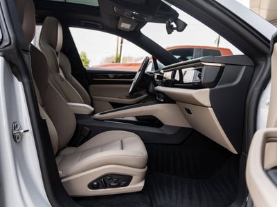 2025 Porsche Macan Electric Macan 4S Electric