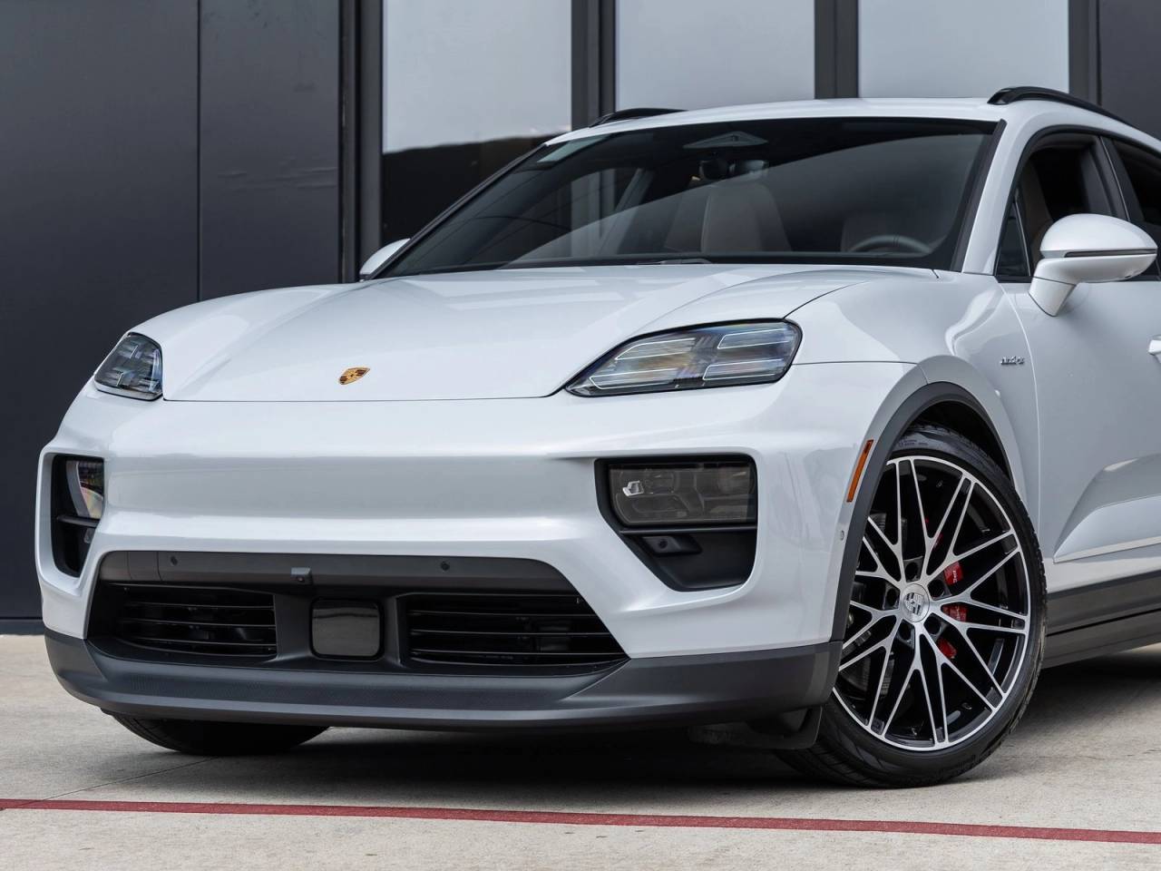 2025 Porsche Macan Electric Macan 4S Electric