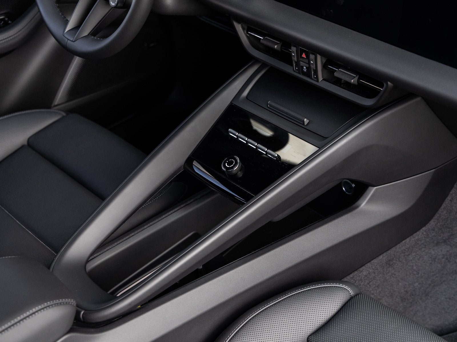 2025 Porsche Macan Electric Macan 4S Electric