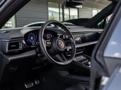 2025 Porsche Macan Electric Macan 4S Electric