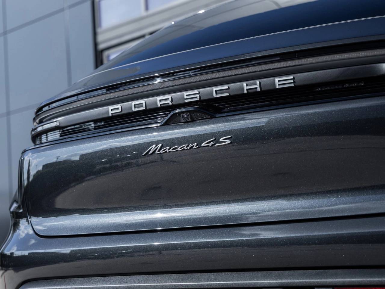 2025 Porsche Macan Electric Macan 4S Electric