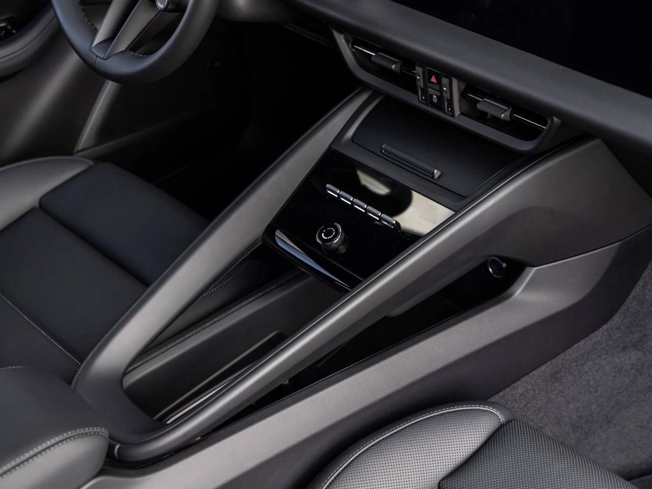 2025 Porsche Macan Electric Macan 4S Electric