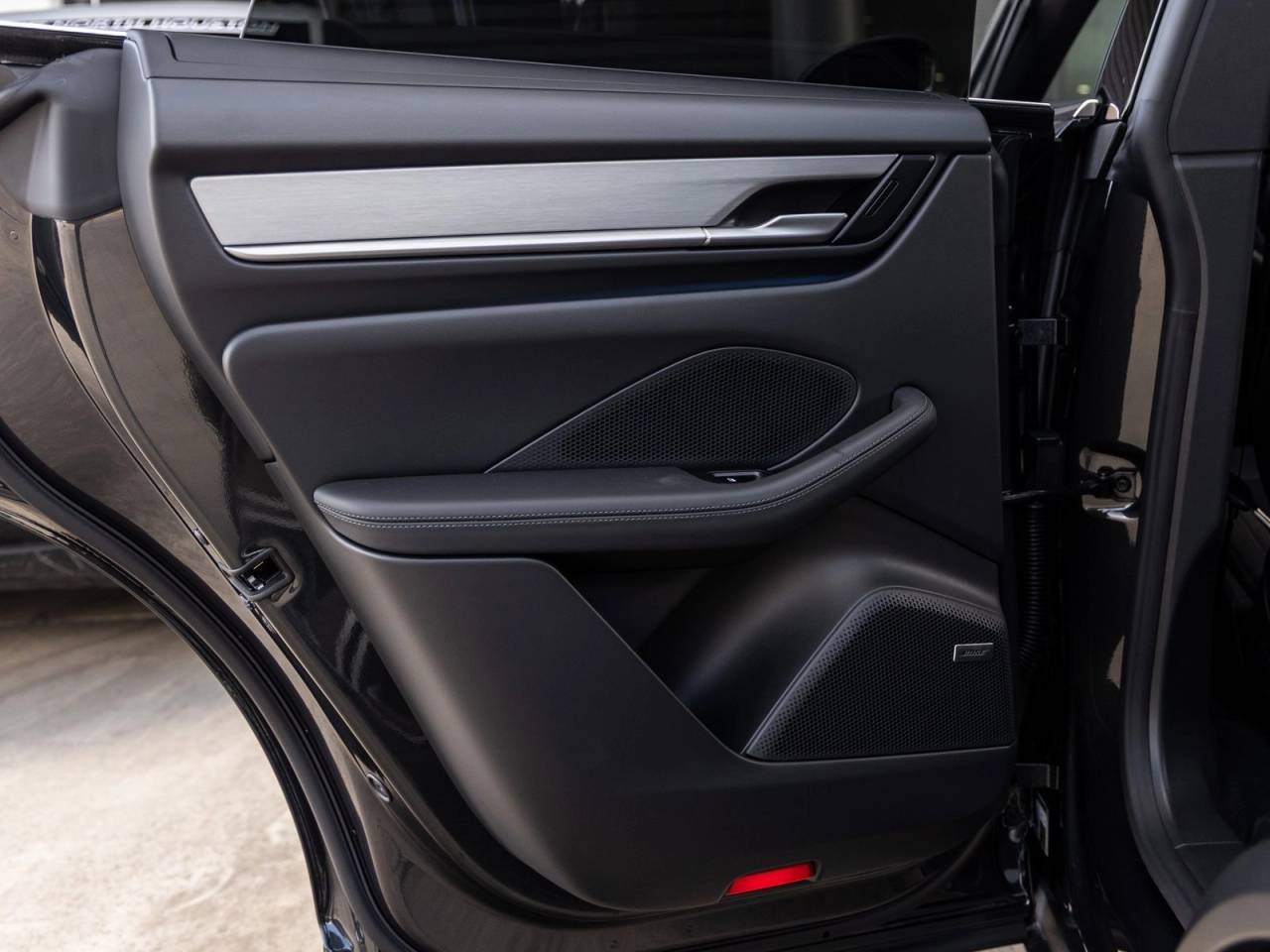 2025 Porsche Macan Electric Macan 4S Electric