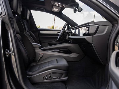 2025 Porsche Macan Electric Macan 4S Electric